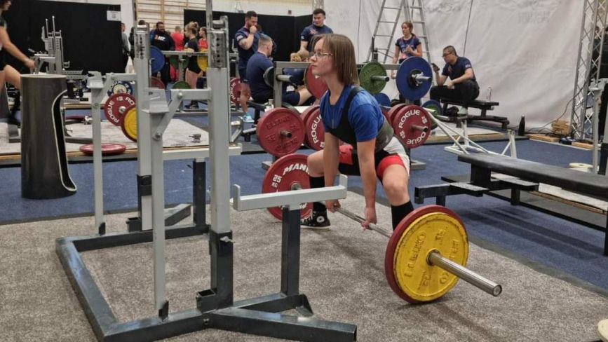 Спортсменка із Волочиська встановила 3 рекорди на чемпіонаті Європи