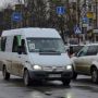 У Хмельницькому масово звільняються водії маршруток: перевізники просять відновити роботу громадського транспорту