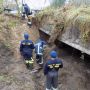 На Хмельниччині рятувальники шукали людей під завалами грунту