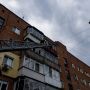 У Хмельницькому жінка намагалась вистрибнути з вікна (ФОТО, ВІДЕО)