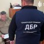 На Хмельниччині чиновник міграційної служби продавав росіянам українські паспорти