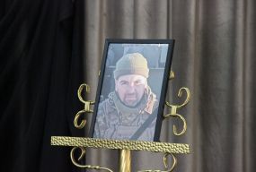 "Мам, я скоро прийду": у Хмельницькому попрощалися із 41-річним захисником Юрієм Шамраєм