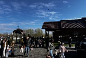 Як хмельничани освячували великодні кошики (ФОТО)