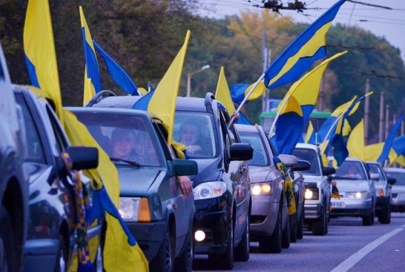 Автопробіг в підтримку подяки прямує в Хмельницький