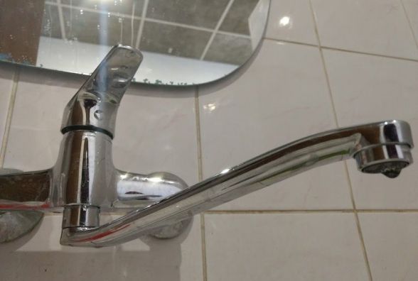 На травневі свята гарячу воду хмельничанам подаватимуть за новим графіком