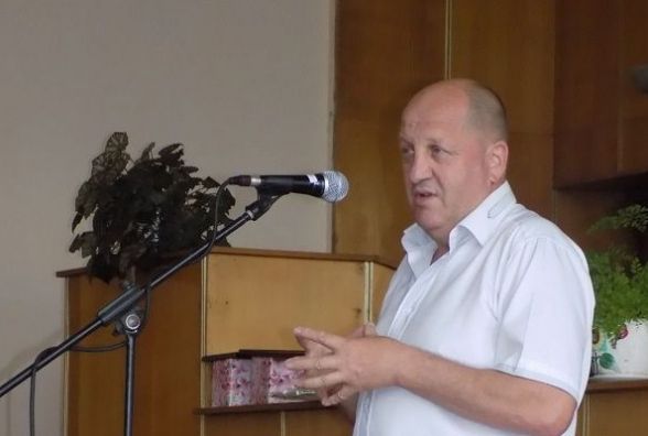Керівні зміни: президент звільнив голову Віньковецької райдержадміністрації