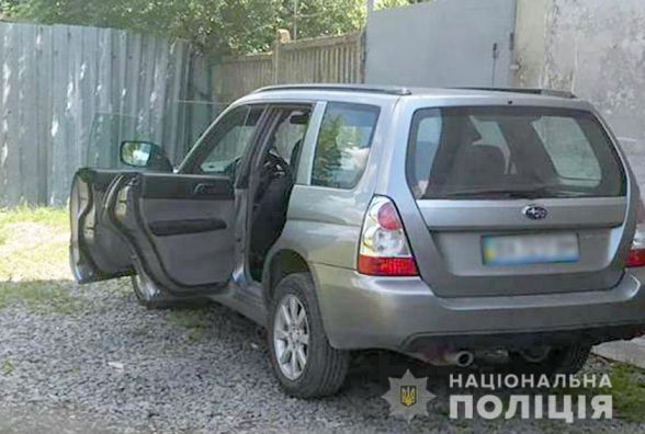 На Хмельниччині 22-річний хлопець вкрав авто у вітчима