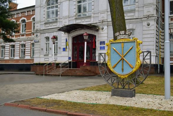 Середня зарплата в Хмельницькому зросте до 28 тисяч: прогноз бюджету громади на три роки