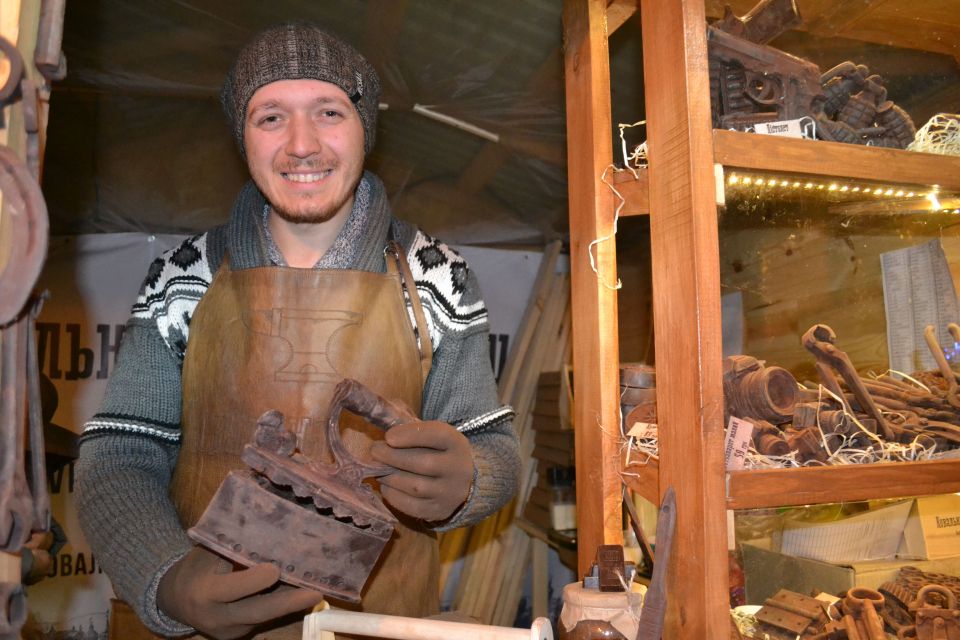 Що і за скільки продають на Різдвяному ярмарку в центрі Хмельницького