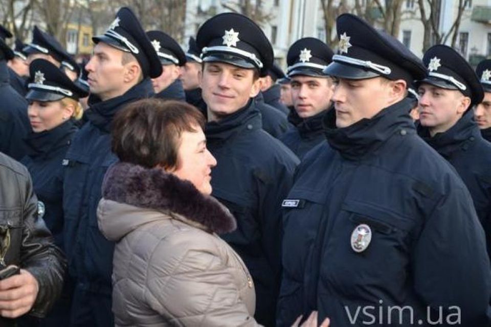 Оцініть роботу хмельницької патрульної поліції