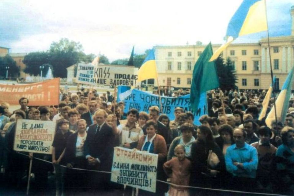 «Так, підтверджую»: як хмельничани обирали незалежність у 1991 році