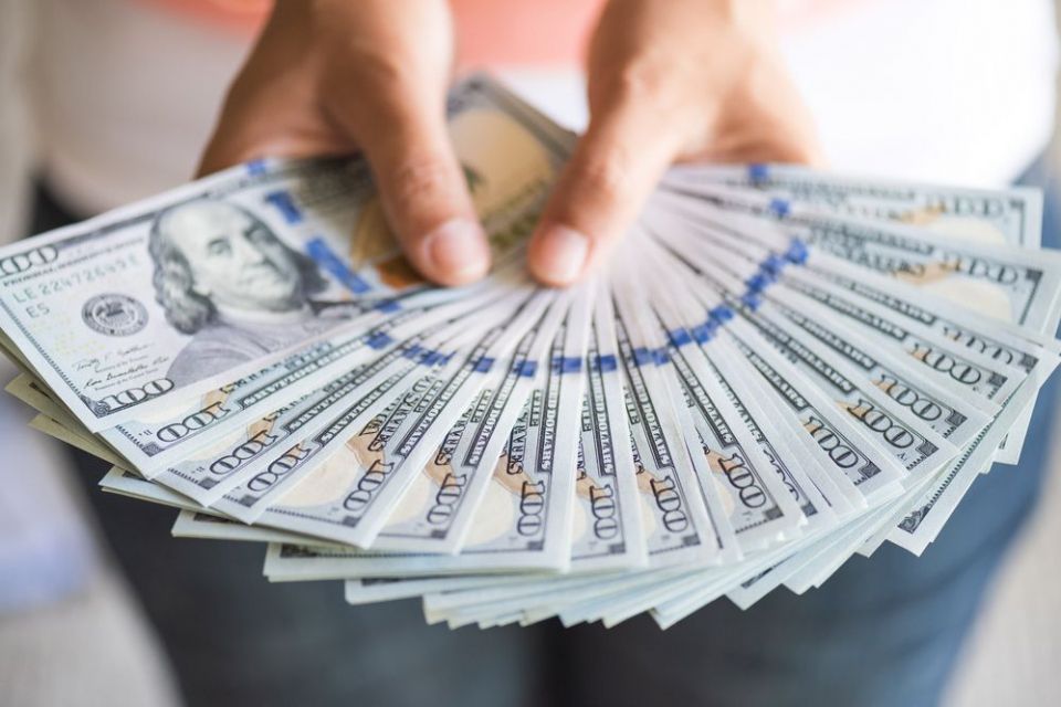 Курс валют. За скільки продають долари і євро у неділю, 18 жовтня