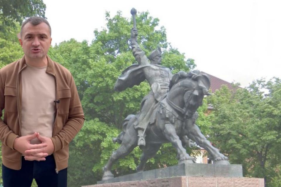 «Хмельницький на коні, а ЗСУ ще ні»: зробіть подарунок до Дня міста