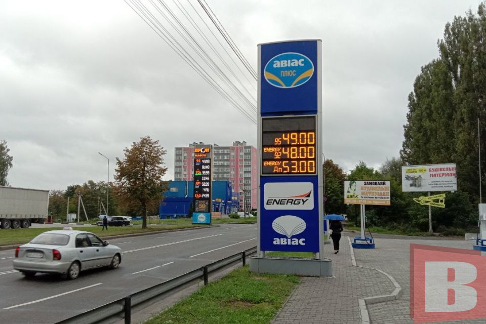 Скільки коштує пальне на заправках Хмельницького (ІНФОГРАФІКА)