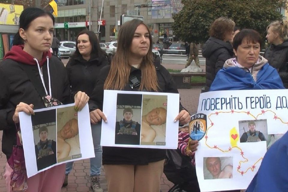 «Я сподівалася, що і мій чоловік буде серед звільнених полонених», - дружина прикордонника з Хмельниччини