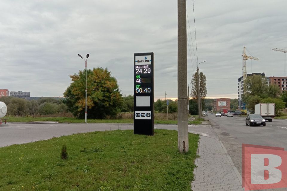 Скільки коштує пальне на заправках Хмельницького (ІНФОГРАФІКА)