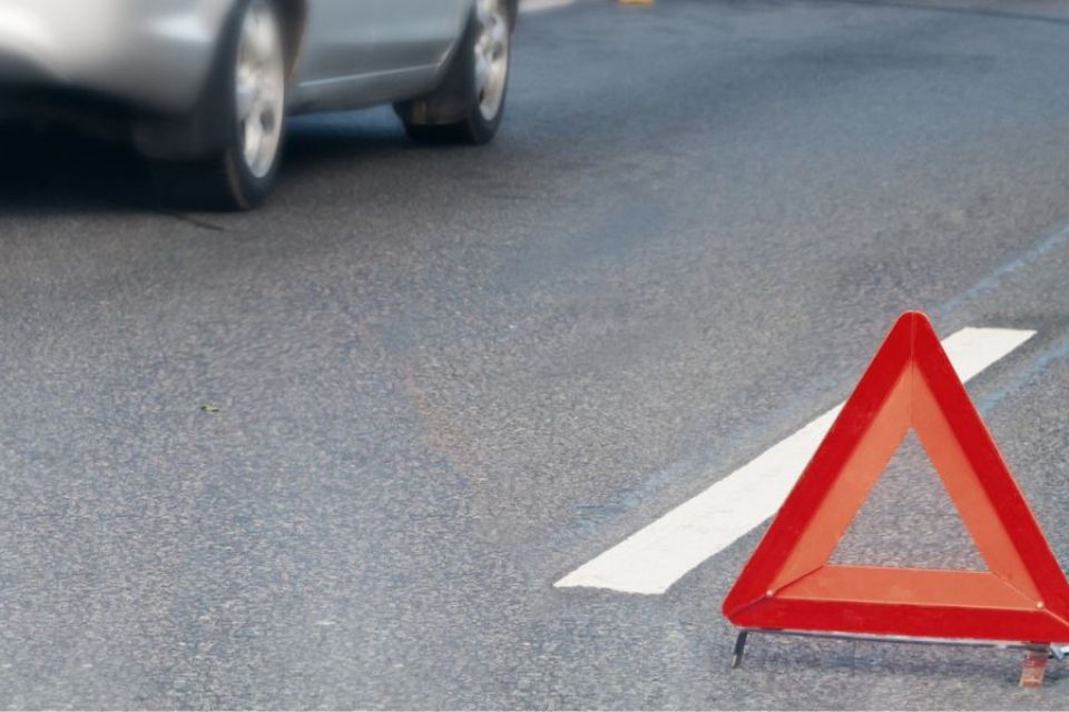 В Гречанах та на Зарічанській: патрульні шукають свідків двох ДТП