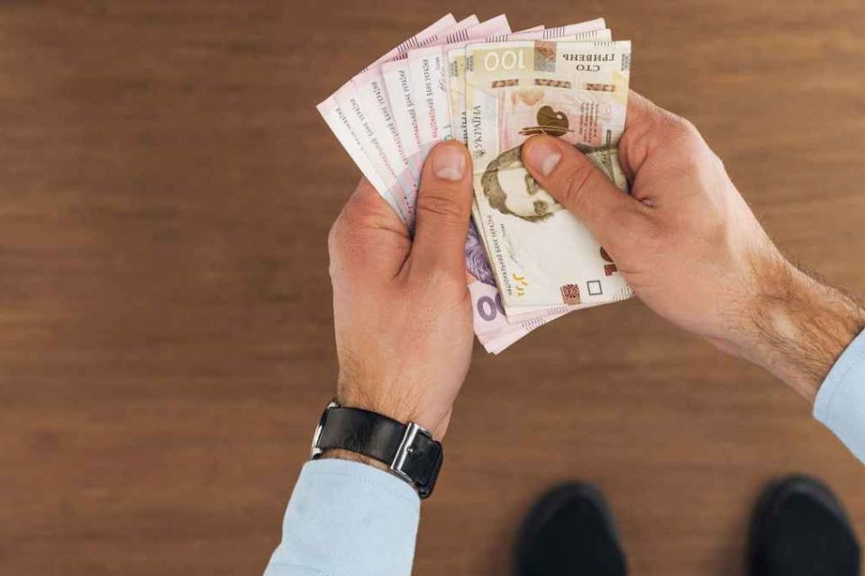 Будував хату за державні кошти: на Хмельниччині судитимуть посадовця
