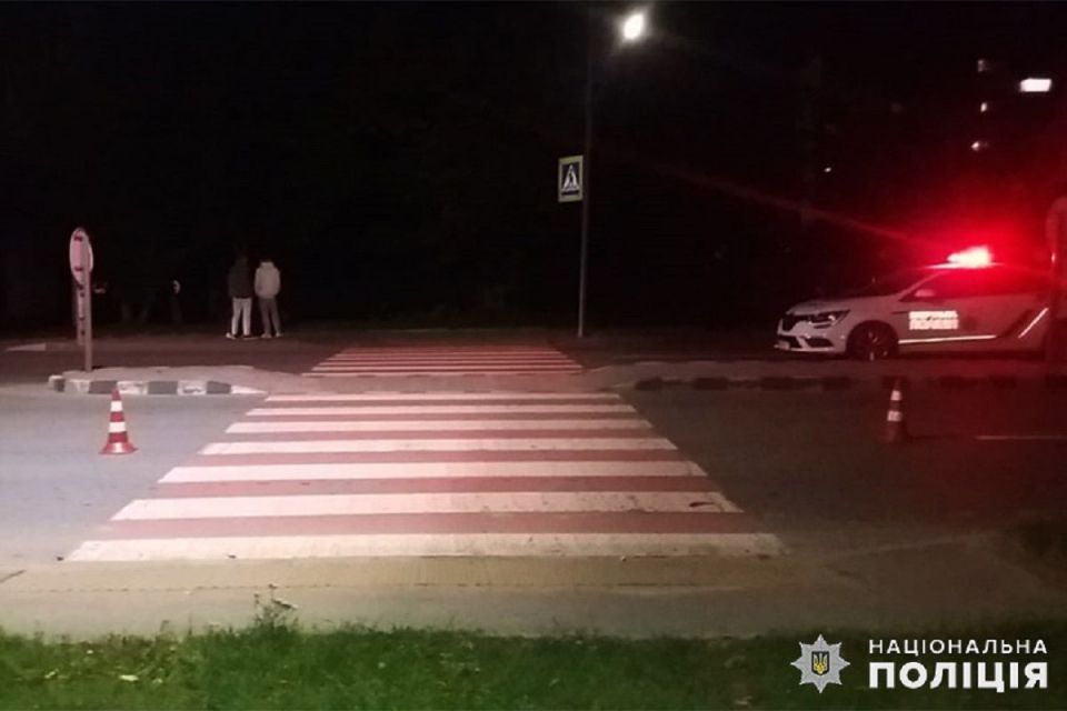 Смертельна ДТП у Хмельницькому: на пішохідному переході збили жінку