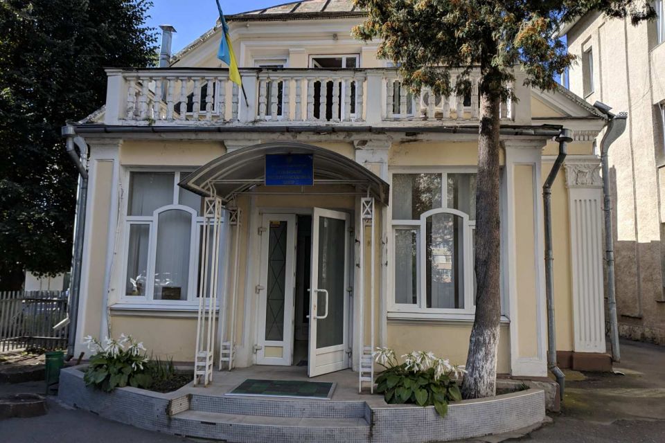 Хто купив держпідприємство в центрі Хмельницького за 8,6 мільйона