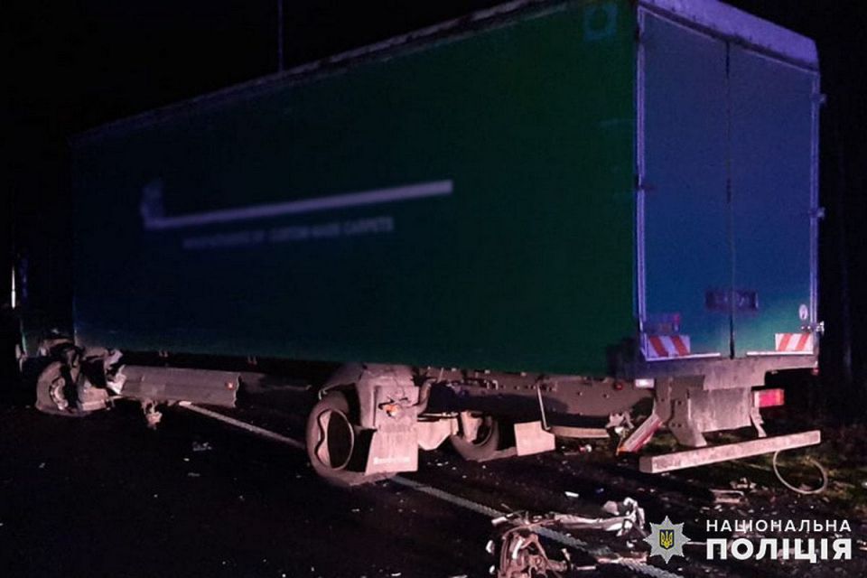 ДТП з вантажівкою на трасі М-30: є загиблий