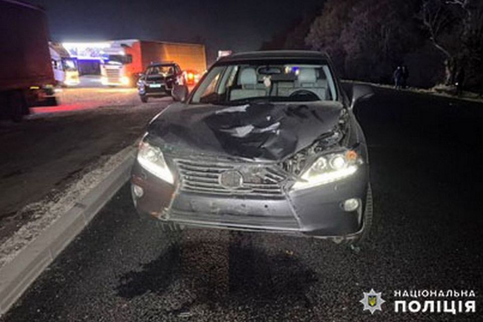 У Хмельницькому районі водій «Lexus» на смерть збив 19-річного хлопця