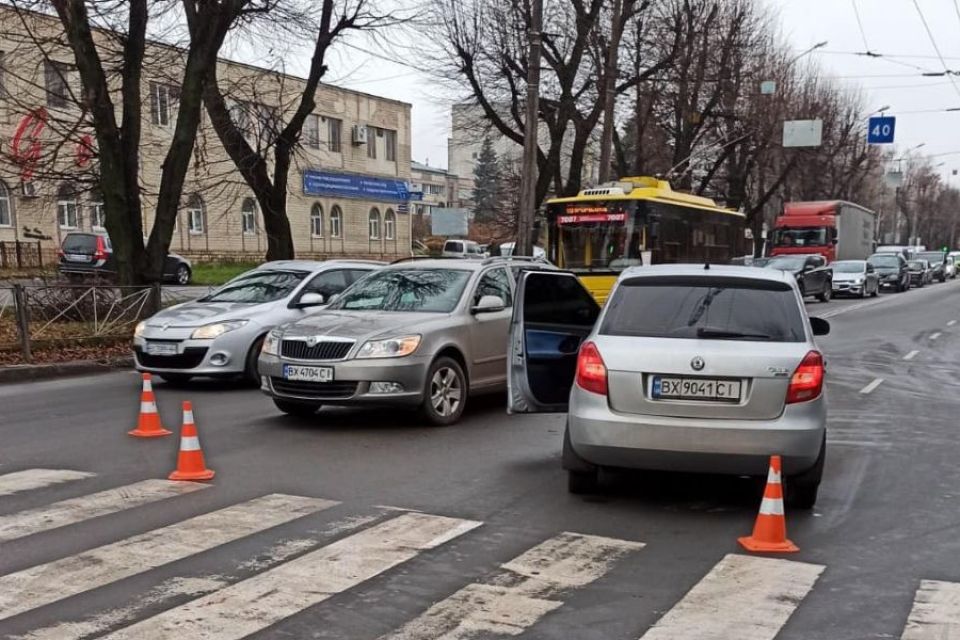 ДТП на Південно-Західному: частина тролейбусів курсуватиме із затримкою