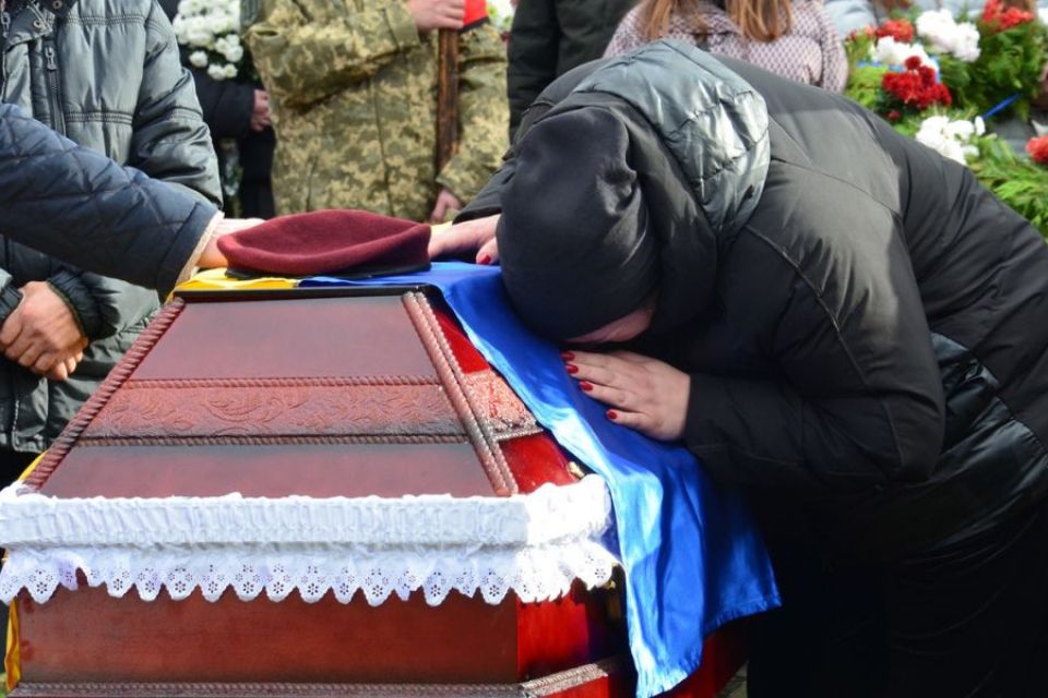 Батько 4 дітей, 21-річний юнак та гранатометник: на Хмельниччині попрощалися з трьома захисниками