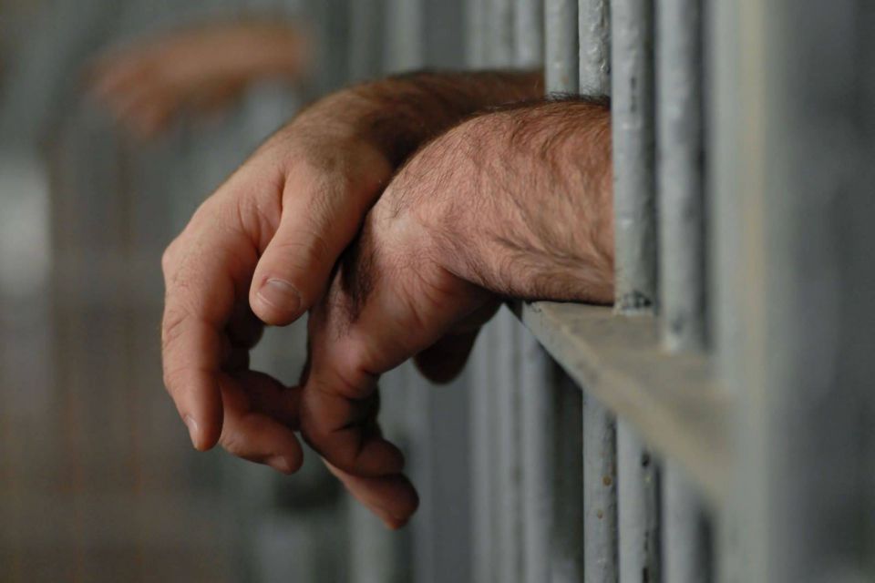 Жителя Старокостянтинівщини посадили на 9 років за торгівлю наркотиками