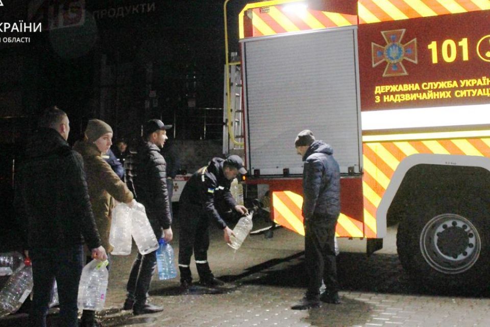 Для мешканців Озерної організують підвіз води. Де можна буде зробити запаси