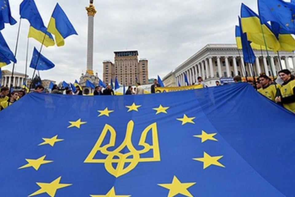 21 листопада відзначаємо День Гідності та Свободи: історія свята