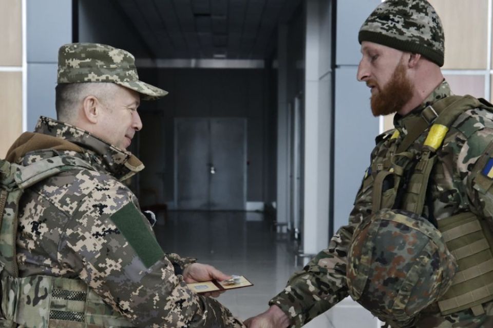 "Я все кинув і повернувся захищати Батьківщину”. Сапер з Кам’янця отримав відзнаку Міноборони(ФОТО)