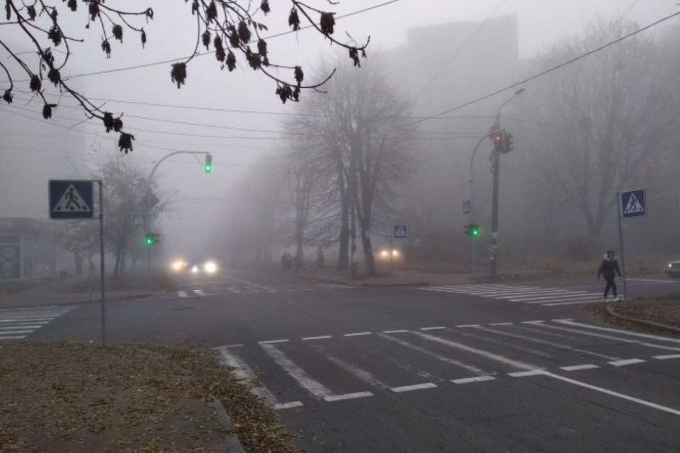 Туман та погана видимість: погіршення погоди на понеділок та прогноз на тиждень