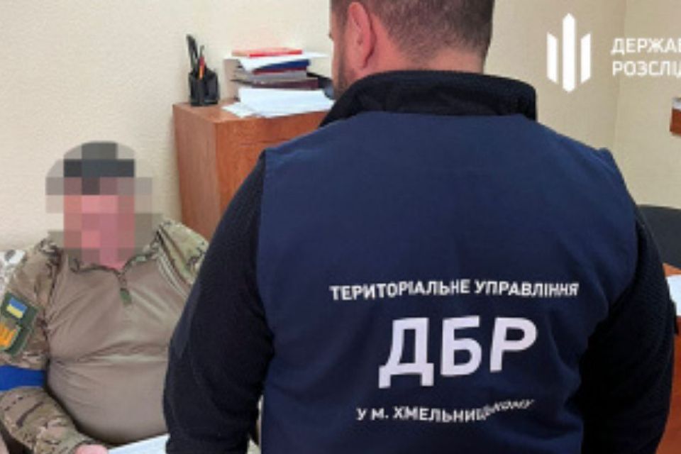 Чиновник з “міграційки” продавав росіянам українські паспорти