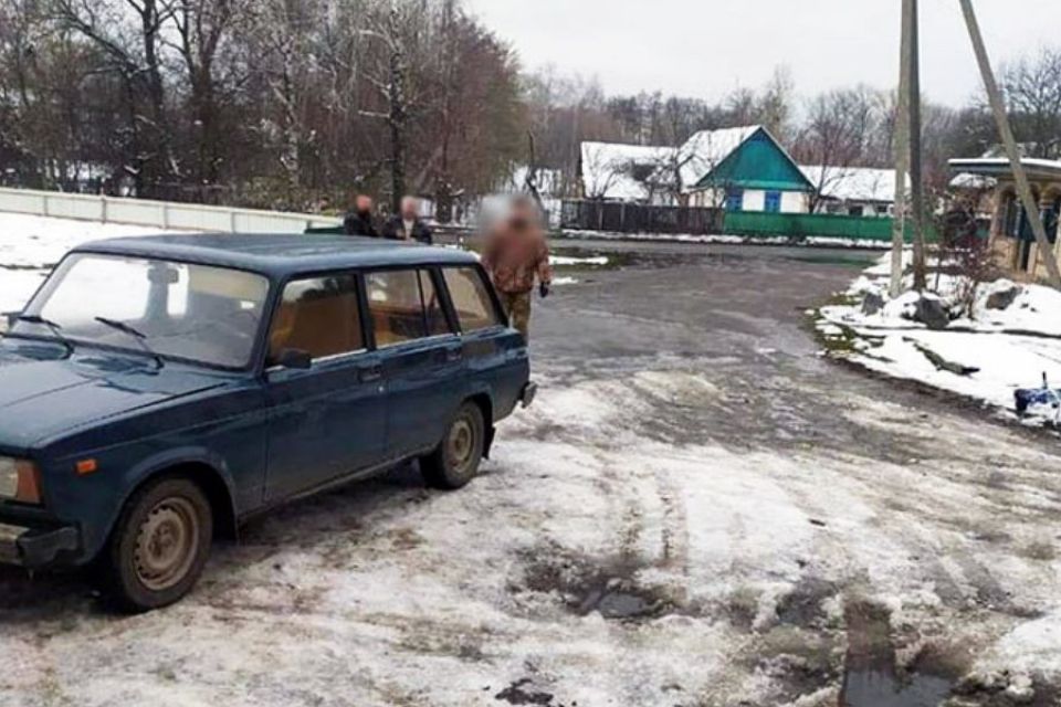 На Шепетівщині п’яний водій збив жінку, що стояла на узбіччі