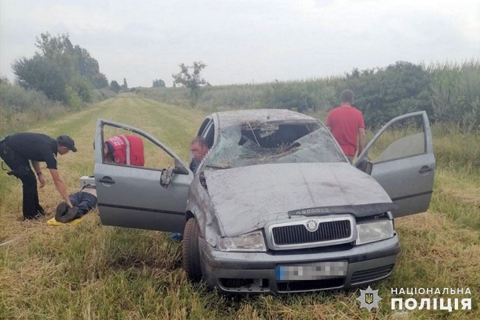 На Хмельниччині перекинулась «Skoda» з п’яним водієм. Буде суд