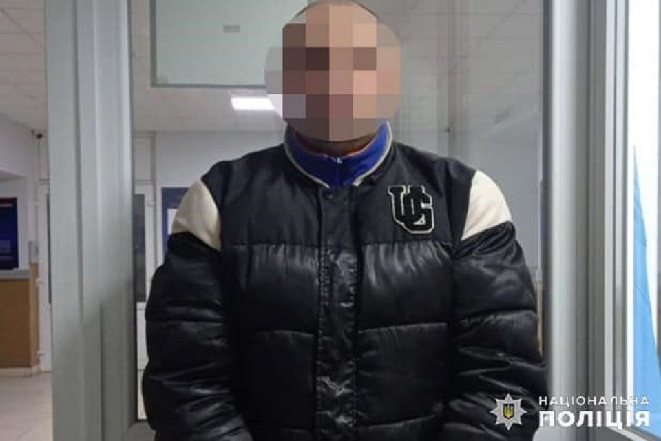 Тіло пролежало в хаті кілька днів: на Хмельниччині односельчанин забив до смерті односельчанина