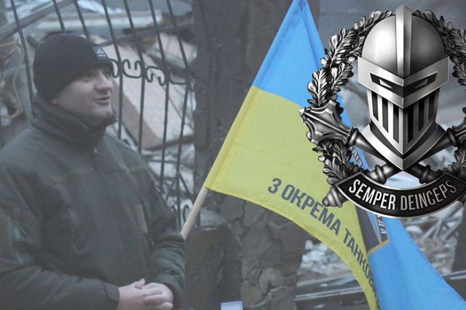 Залізні танкісти нагородили Симчишина нагрудним знаком (ФОТО)