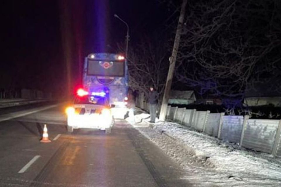 На Вінницькому шосе автобус наїхав на пішохода