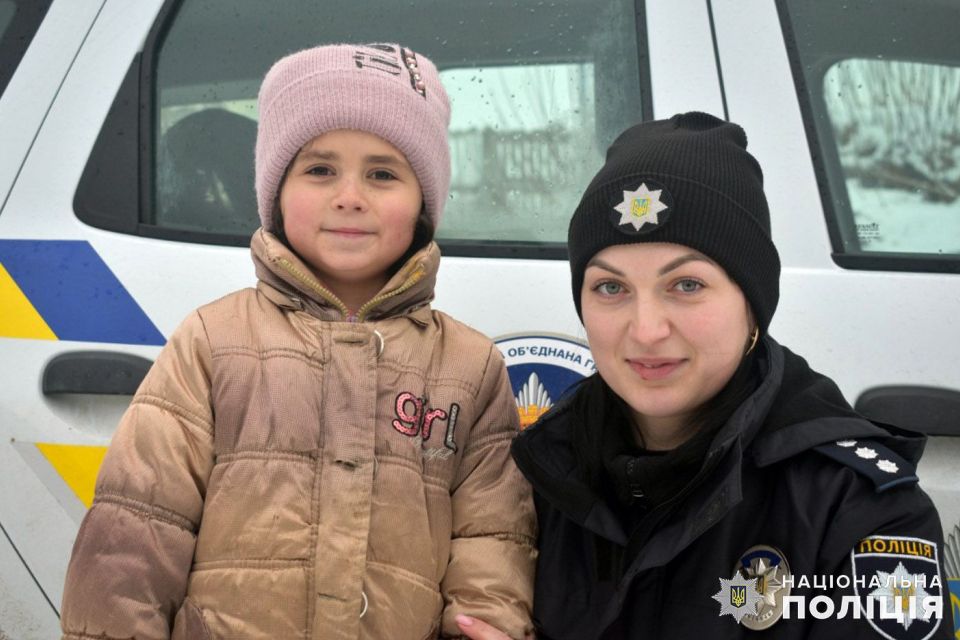 Поліцейські Хмельниччини здійснили мрію другокласниці