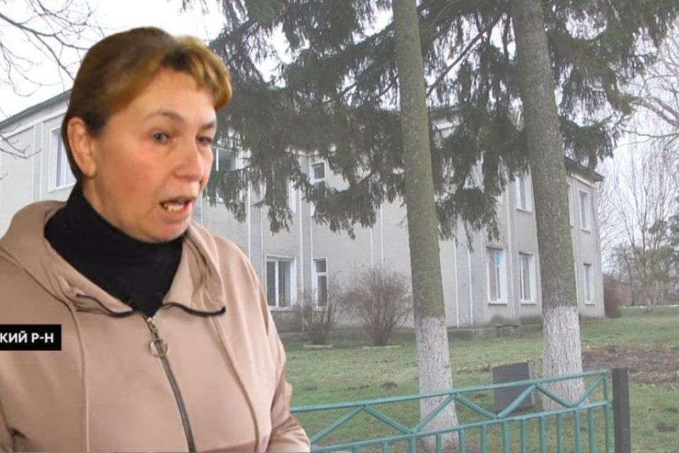 Кричить, обзиває та принижує: на Хмельниччині батьки подали до суду на вчительку (ВІДЕО)