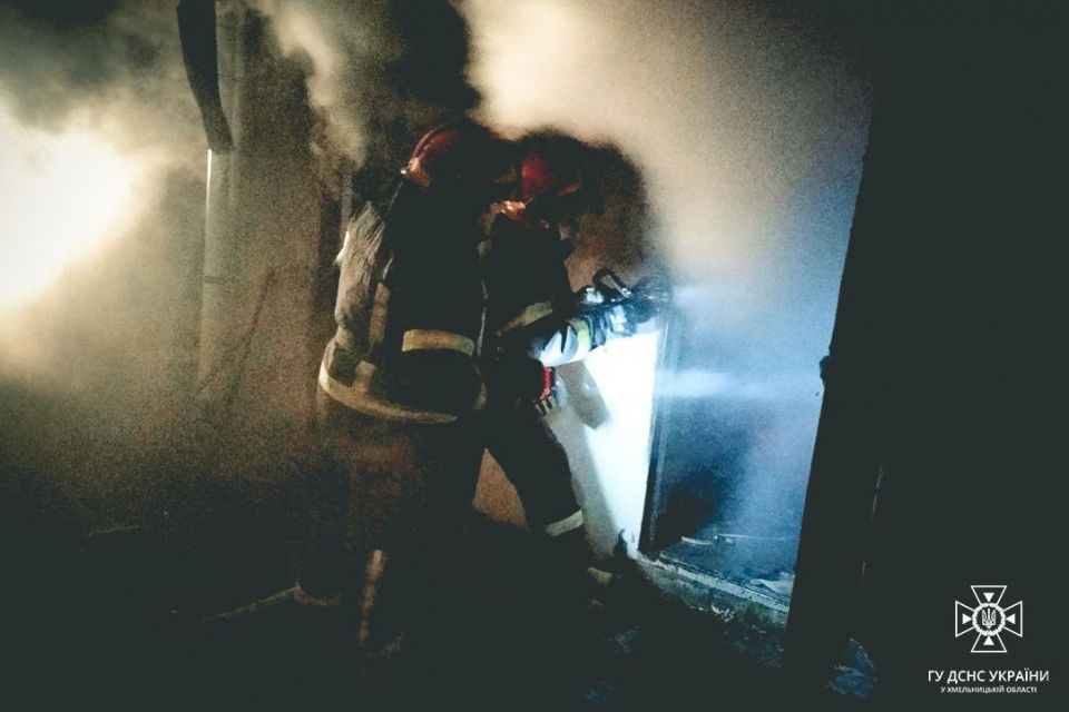 На Хмельниччині пожежа забрала життя людини: деталі