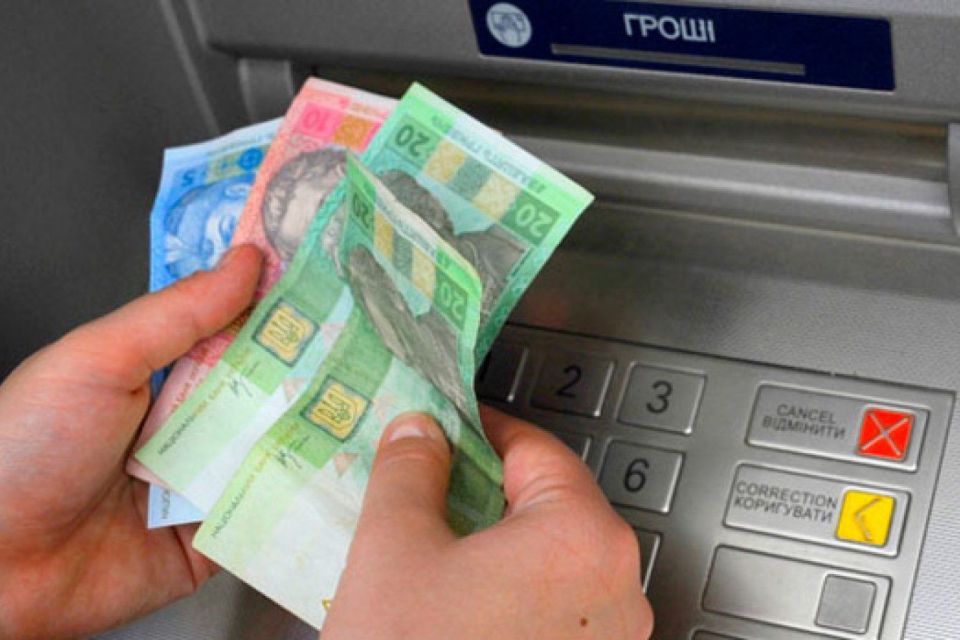 Вирок за 10 тисяч. Мешканця Волочиська судили за крадіжку з банкомата