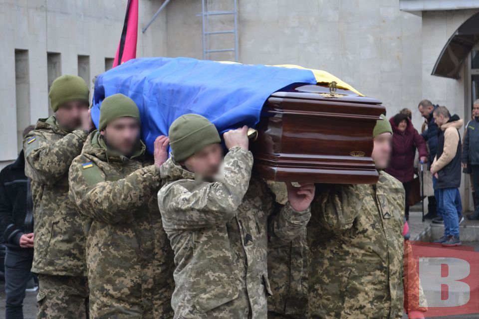 «В перший день піднявся і пішов»: попрощалися з Василем Сіргуном, який загинув на війні