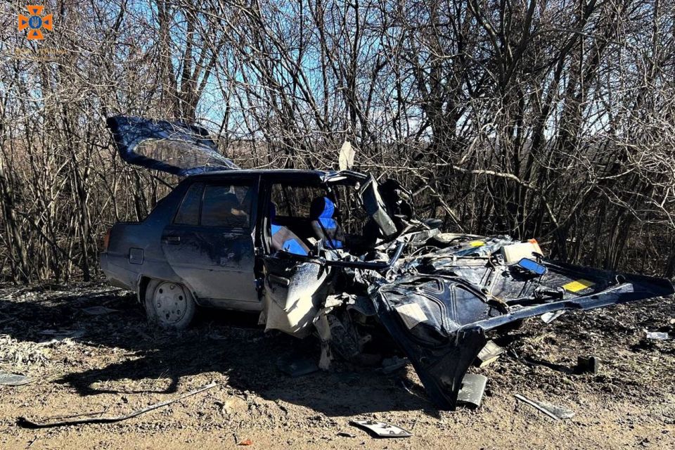 ДТП на Кам’янеччині: травмувалося двоє людей, розтрощені два авто