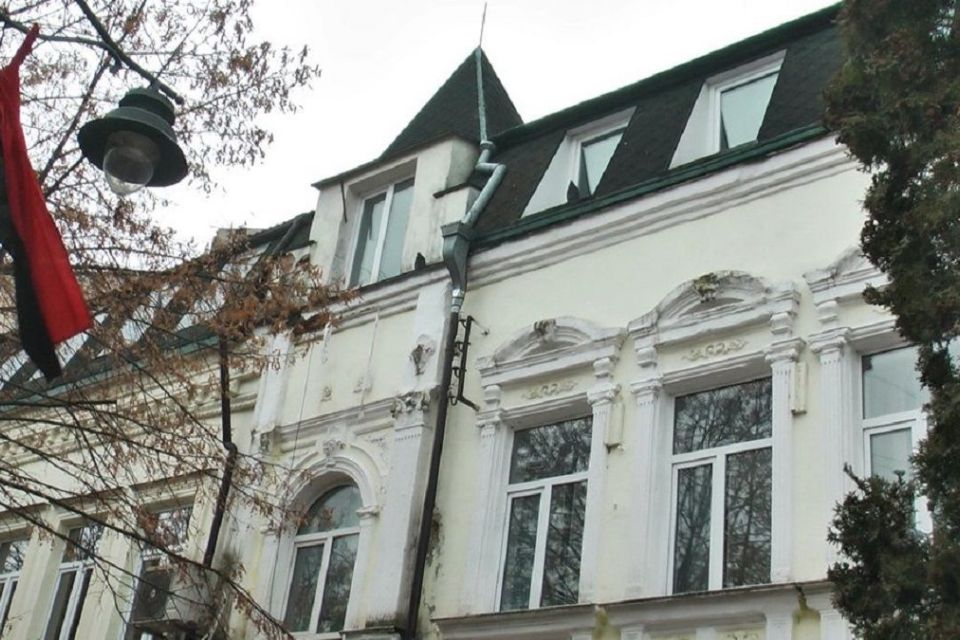 Минуле міста в листівках: у Хмельницькому експонують старі поштівки