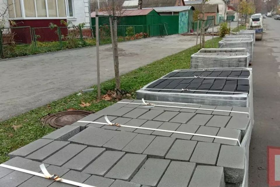 У Хмельницькому на ремонт тротуарів виділяють 29 мільйонів. Розповідаємо детальніше