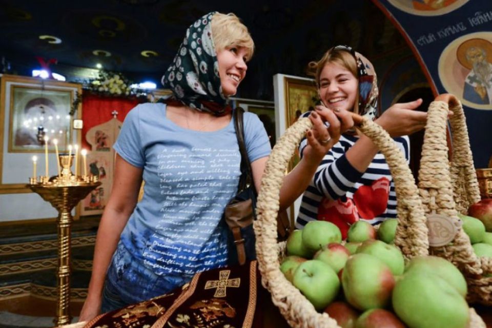 Яблучний Спас: історія, традиції, прикмети