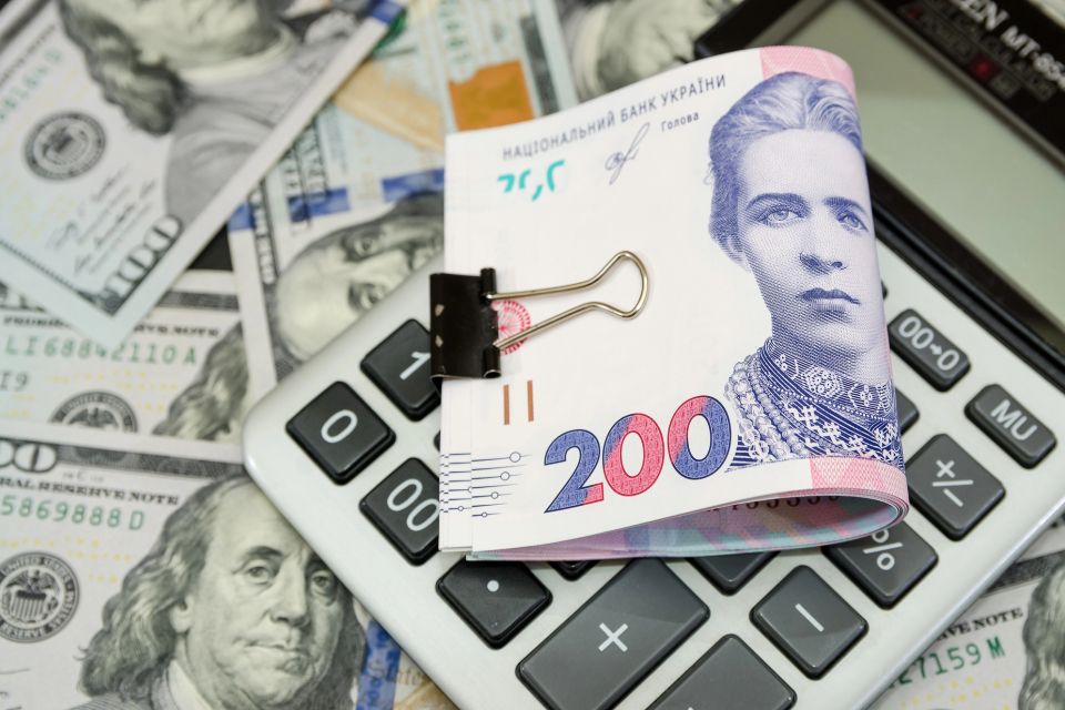 Курс валют у Хмельницькому на 19 травня