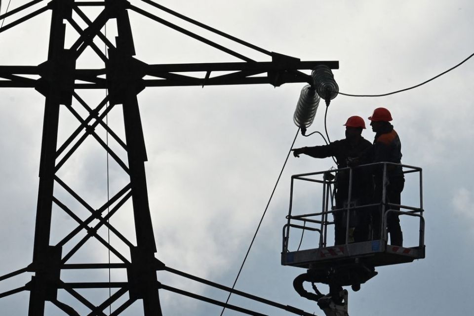 На Хмельниччині заклад вищої освіти переплатив за світло понад 650 тисяч гривень